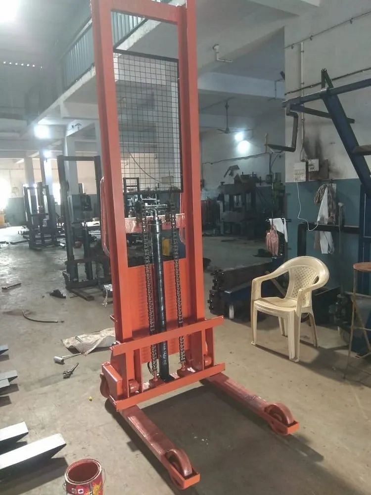 Fully Battery Operated Stacker, For Industrial, Lifting Capacity: Up To 1500 kg