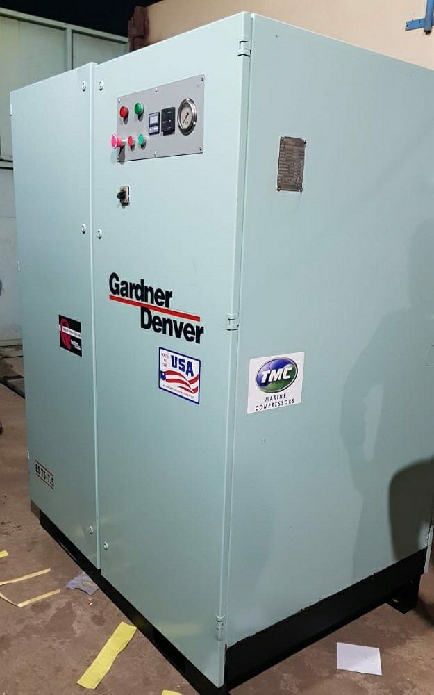 Gardner Denver 100 HP 75 kW Screw Air Compressor, Maximum Flow Rate: 430 CFM, Discharge Pressure: 7.5 Bar