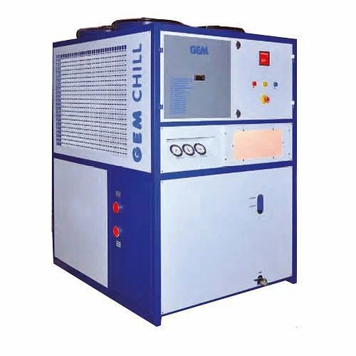 Gem Orion Capacity: 30 TR 104kW Air Cooled Max Chiller