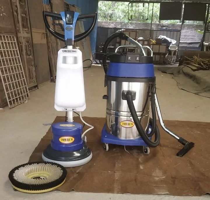 German Hengar Cleaning Machine