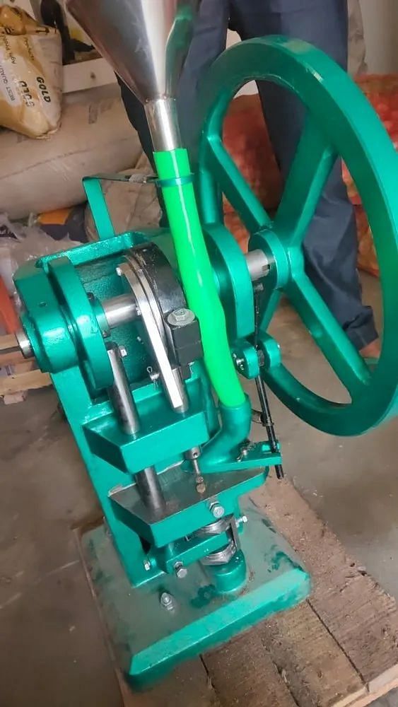 GMP Tablet Making Machine Hand Operated