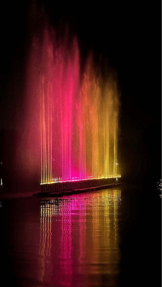 Golden Stainless Steel Musical Fountain And Laser Show