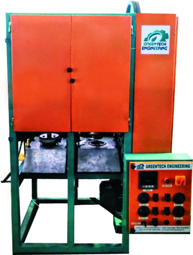 Greentech Engineering Round Automatic Double Die Chilla Plate Making Machine, 380 V,60 Hz, Production Capacity: 3000