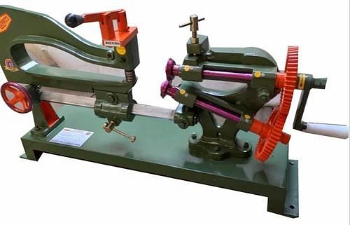 Hand Operator Circle Cutting Machine