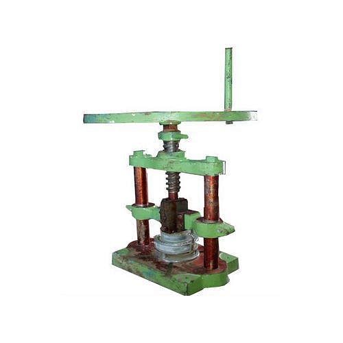 Hand Press Paper Plate Machine, 500, Production Capacity: 220