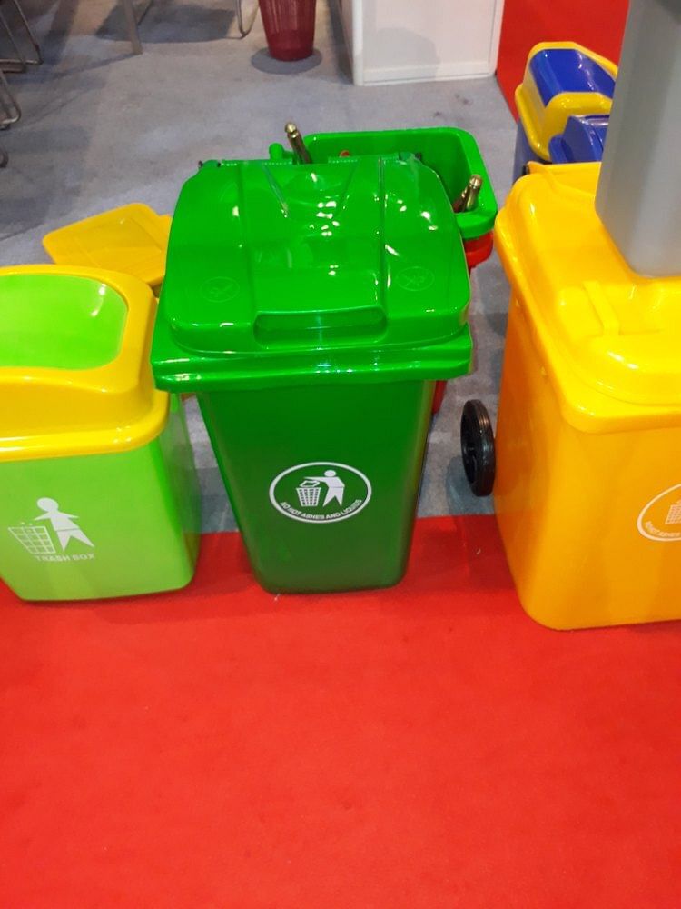 Hdpe Plastic Material Red Green Blue Garbage Container, Size: 15L to 240L, for Office