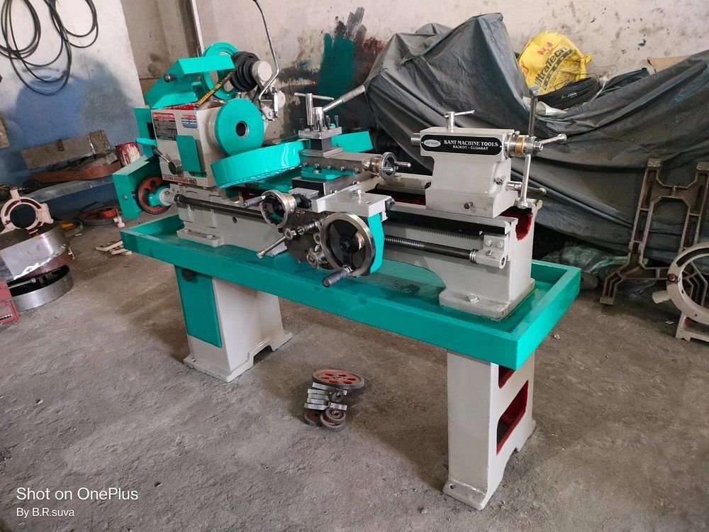 Heavy Duty Lathe Machine