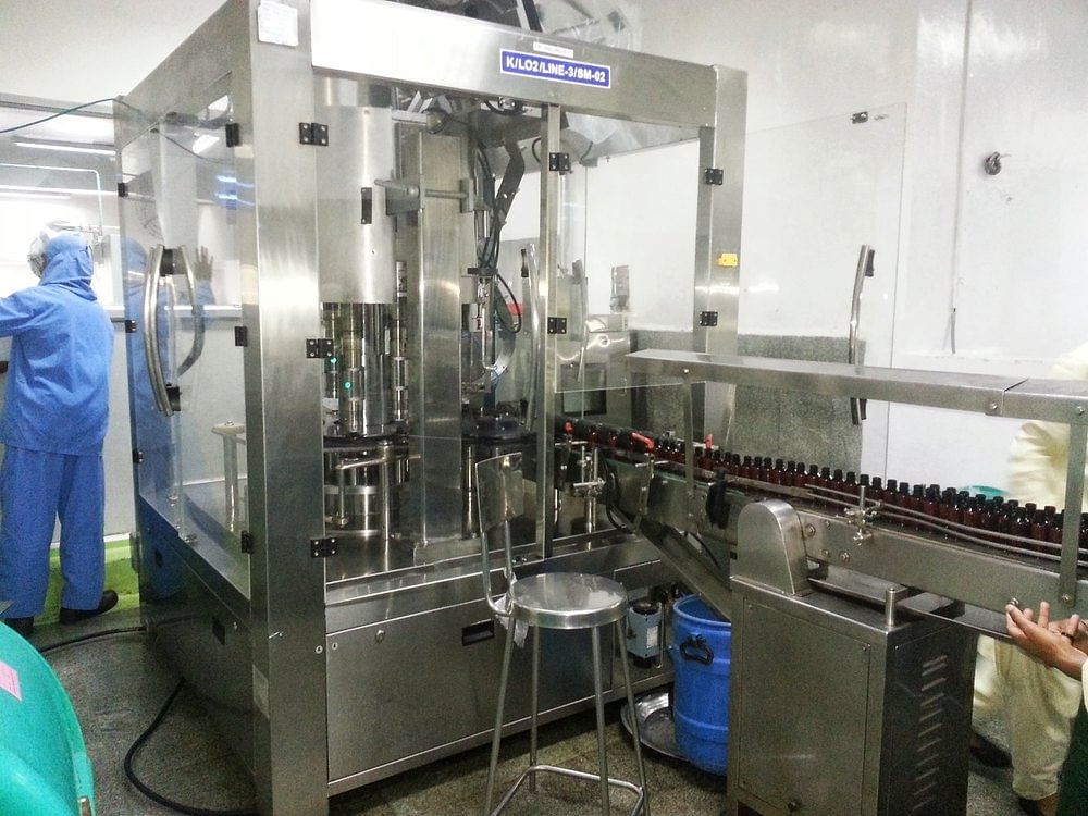 Heavy Duty Pharmaceuticals Filling Line, Offline