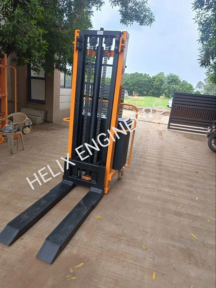 Helix Engineers Semi Electric Stacker, For Power Production, DC