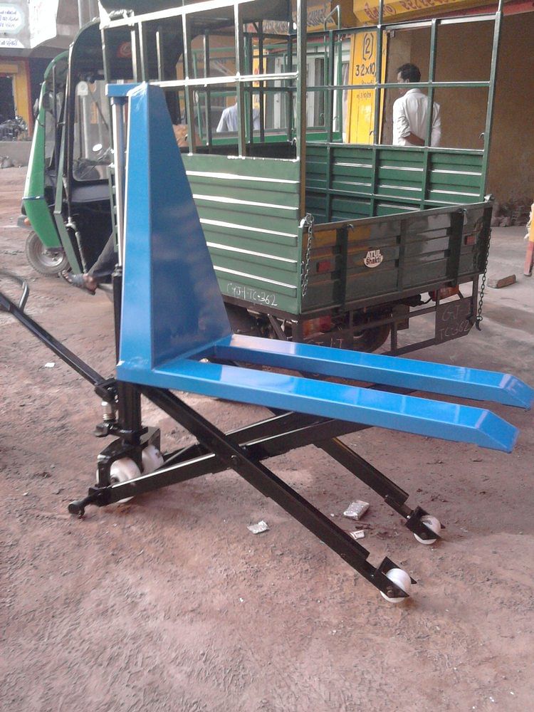 High Lift Pallet Truck