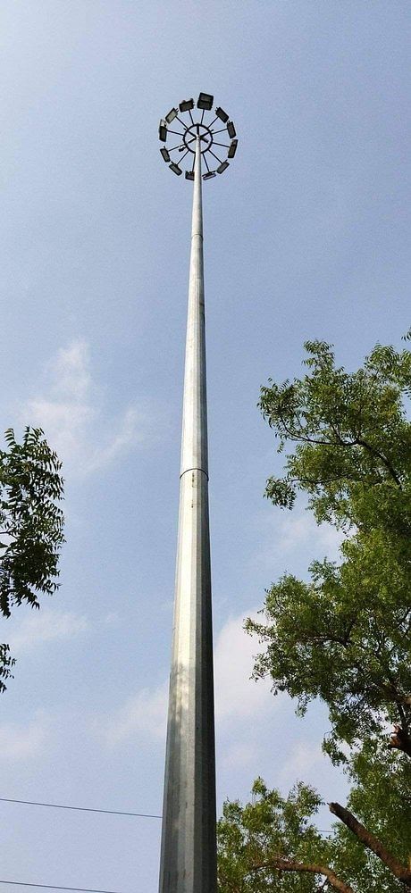 High Mast Lighting Pole