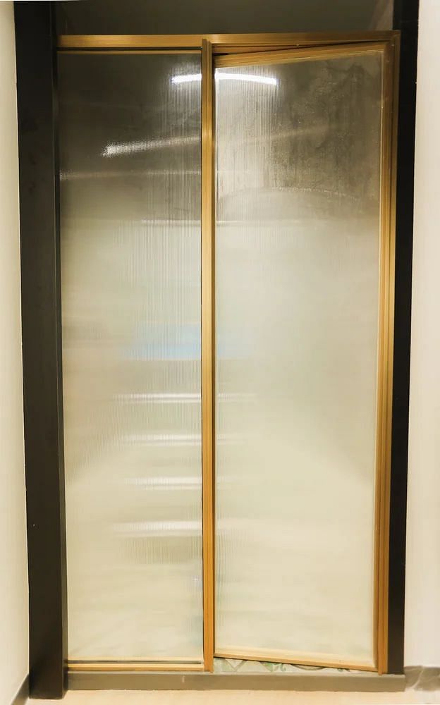 Hinged Shower Glass Door, For Office