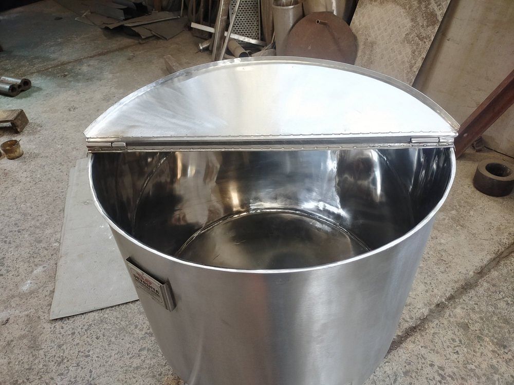 Hot Water Storage Tank