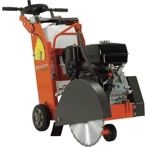 HUSQVARNA (SWEDAN) CONCRETE ROAD CUTTING MACHINE, Cutting Blade Size: 18, Model Name/Number: Fs 400 Lv