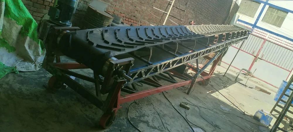 Hydraulic Conveyor