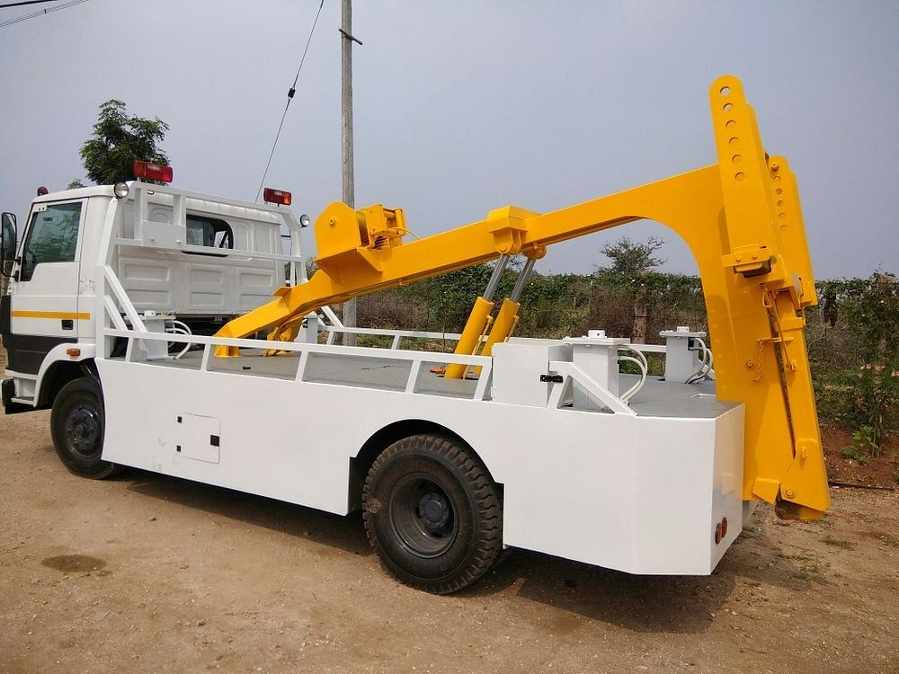 Hydraulic Recovery Truck