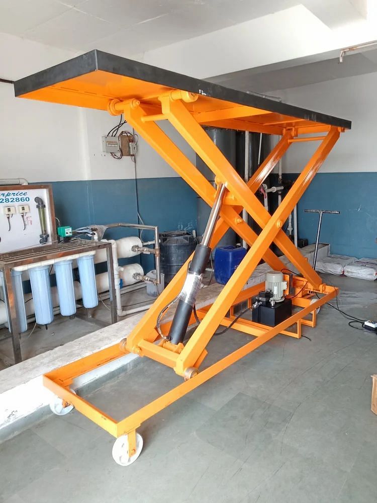 Hydraulic Scissor Lift Table, Working Height: 10 feet, Capacity: 0.3-0.5 ton