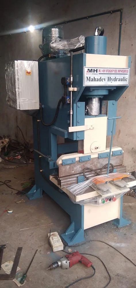 Hydraulic sea press