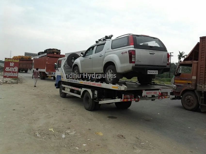 Indhu Hydraulic Diesel Recovery Truck, Capacity: 10-30 Ton