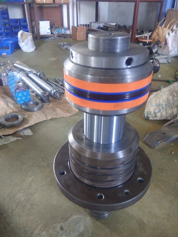 Indhu Hydraulics Flange Mounted Hydraulic Cylinder