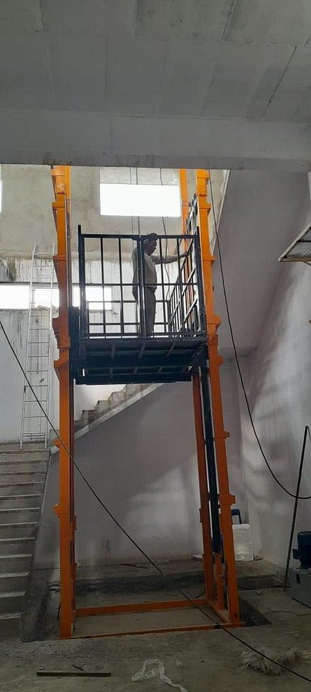 Industrial Goods Lift