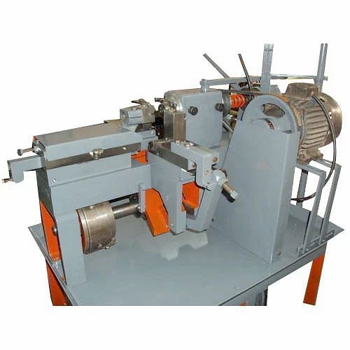 Industrial Lathe Machine, 0.65 KW