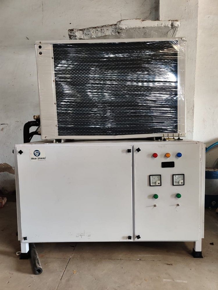 Industrial Water Chillers, Capacity: 5 ton, Automation Grade: Manual