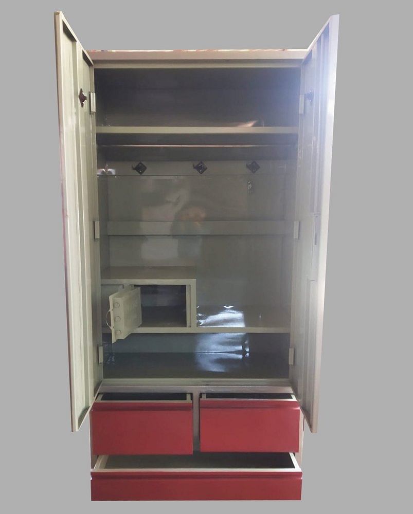 Iron 2 Doors Steel Almirah, With Locker