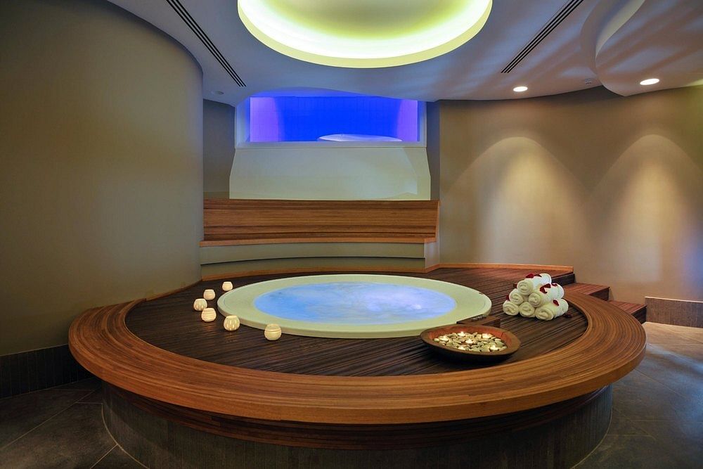 Jacuzzi Bath Tub Delhi