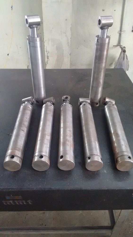 Jeeco Hydraulic Cylinders, For Industrial, Capacity: 2.5 Ton