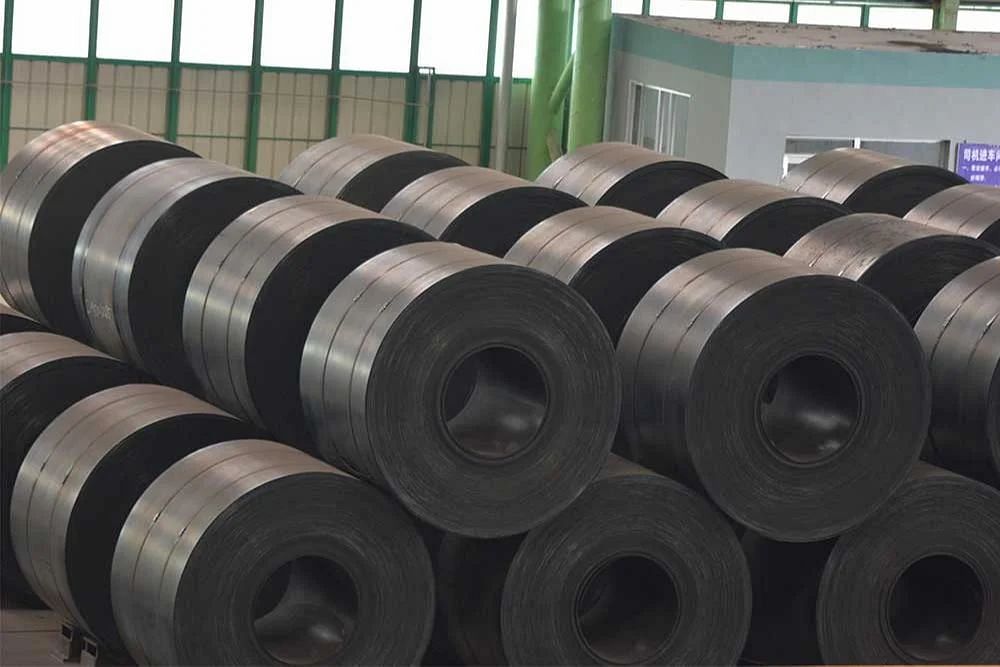 Jindal Polished 304 Stainless Steel Coil, For Industrial, Thickness: .5 mm To 5 mm