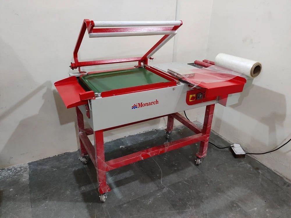 L-Sealer With Conveyor