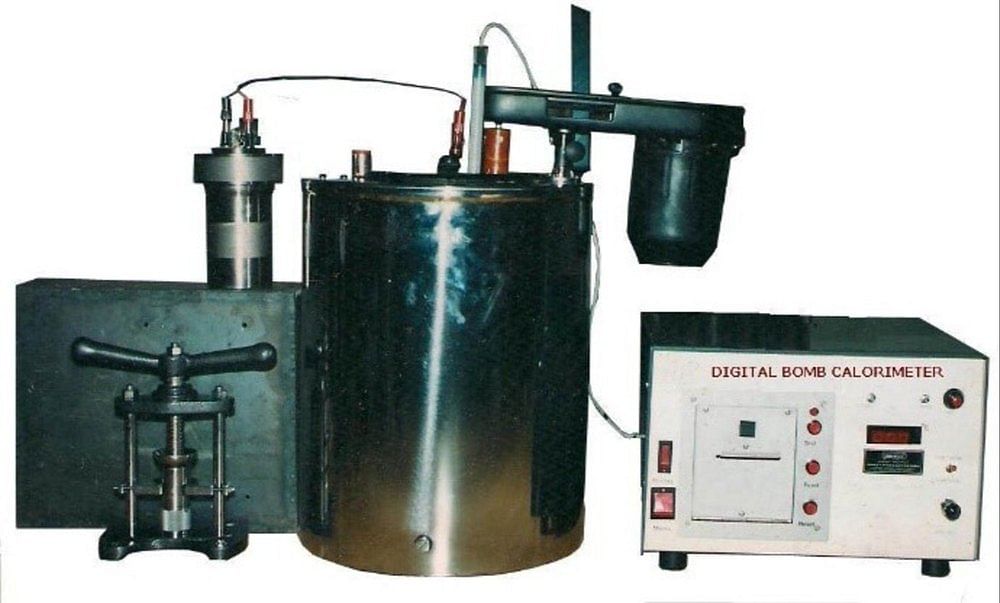 Labsol Digital Bomb Calorimeter, Model Name/Number: LBS-bcm