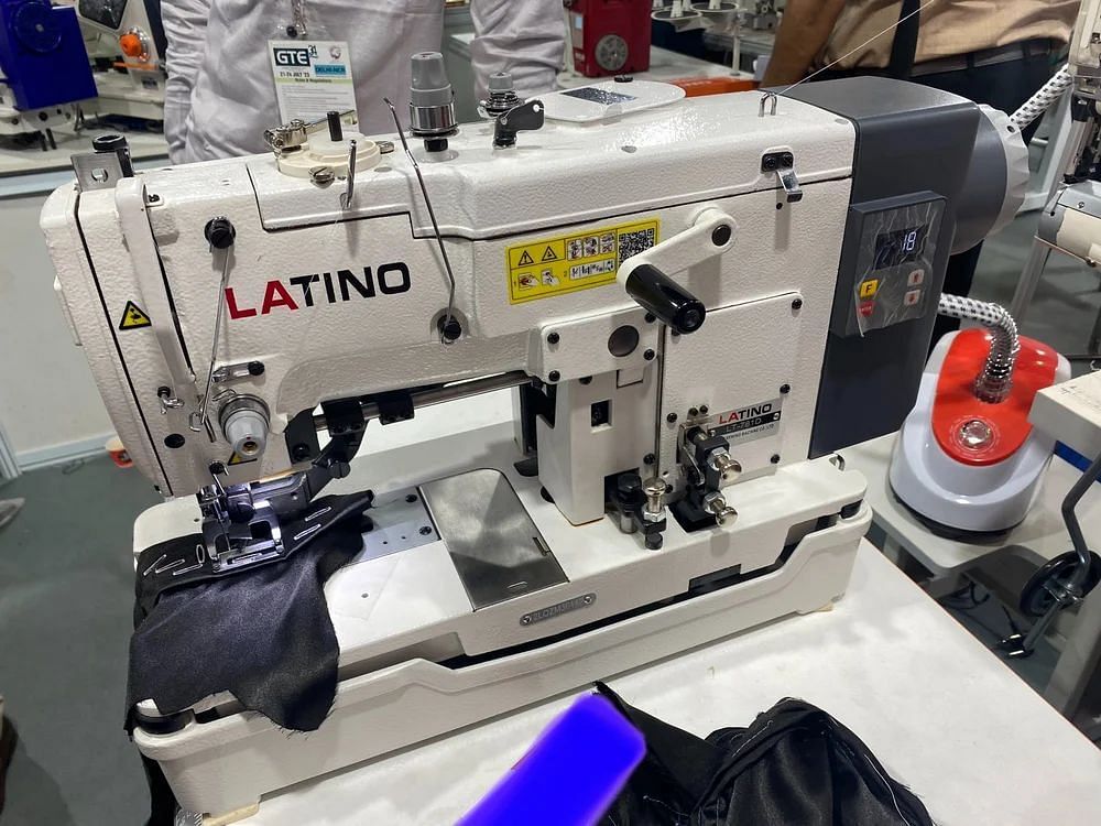 LATINO BUTTON HOLE MACHINE