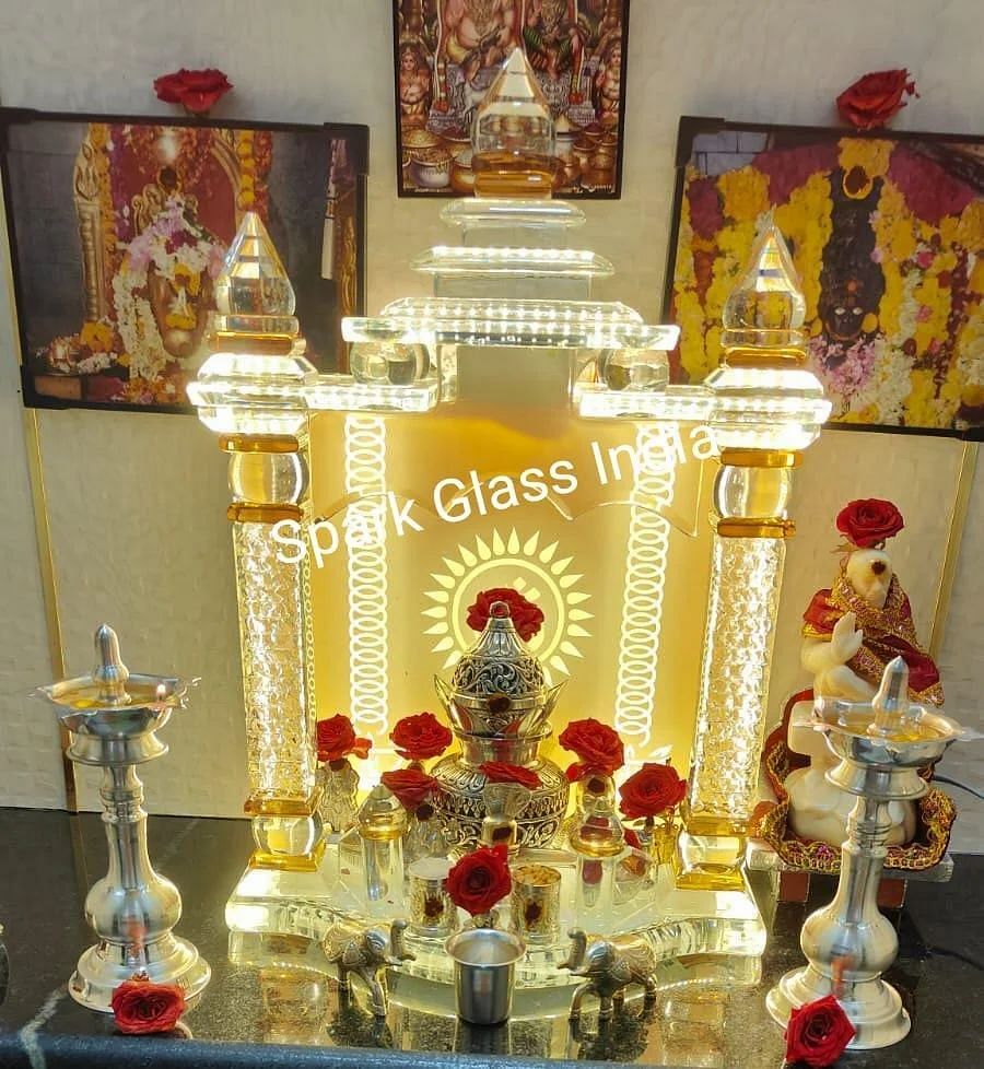 LED GLASS TEMPLE