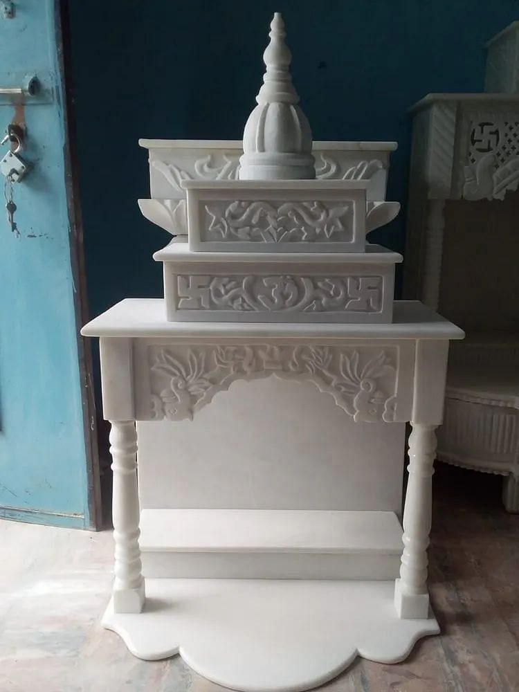 Makrana White Marble Temple, Size: 3x2x1 Feet