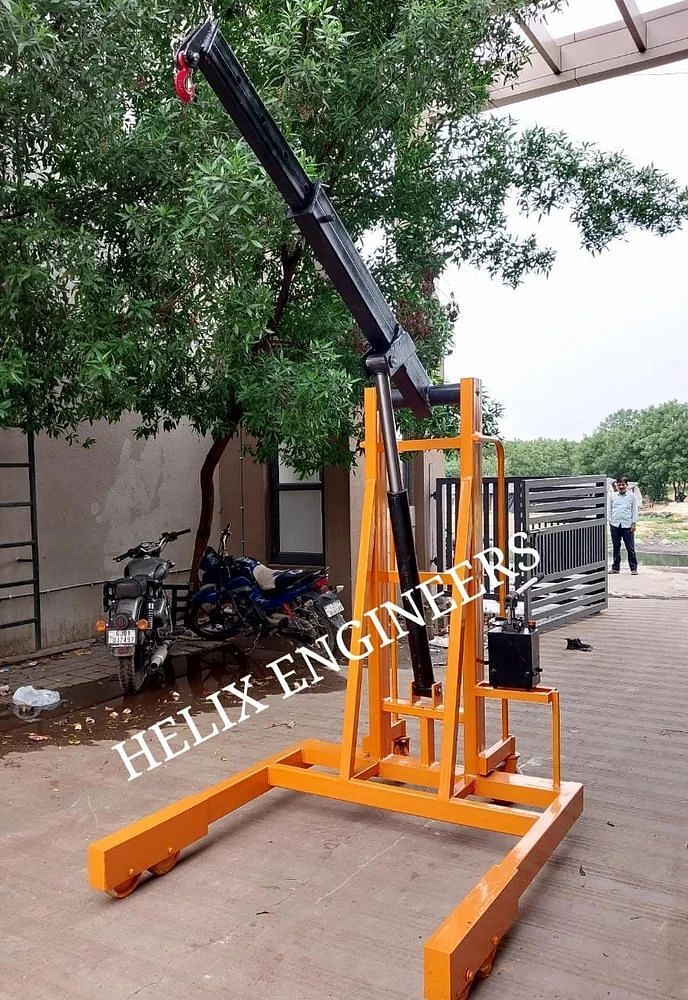 Manual Mobile Floor Crane with lifting height 5 feet to 15 feet