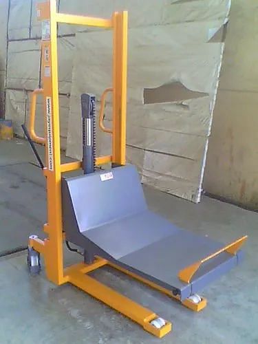 Manual Roll Lifter