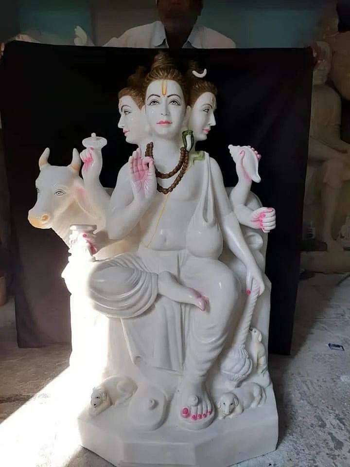 Marble Dattatreya Statues, Temple