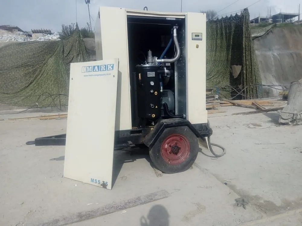 Mark Screw Diesel Air Compressor, 10 bar