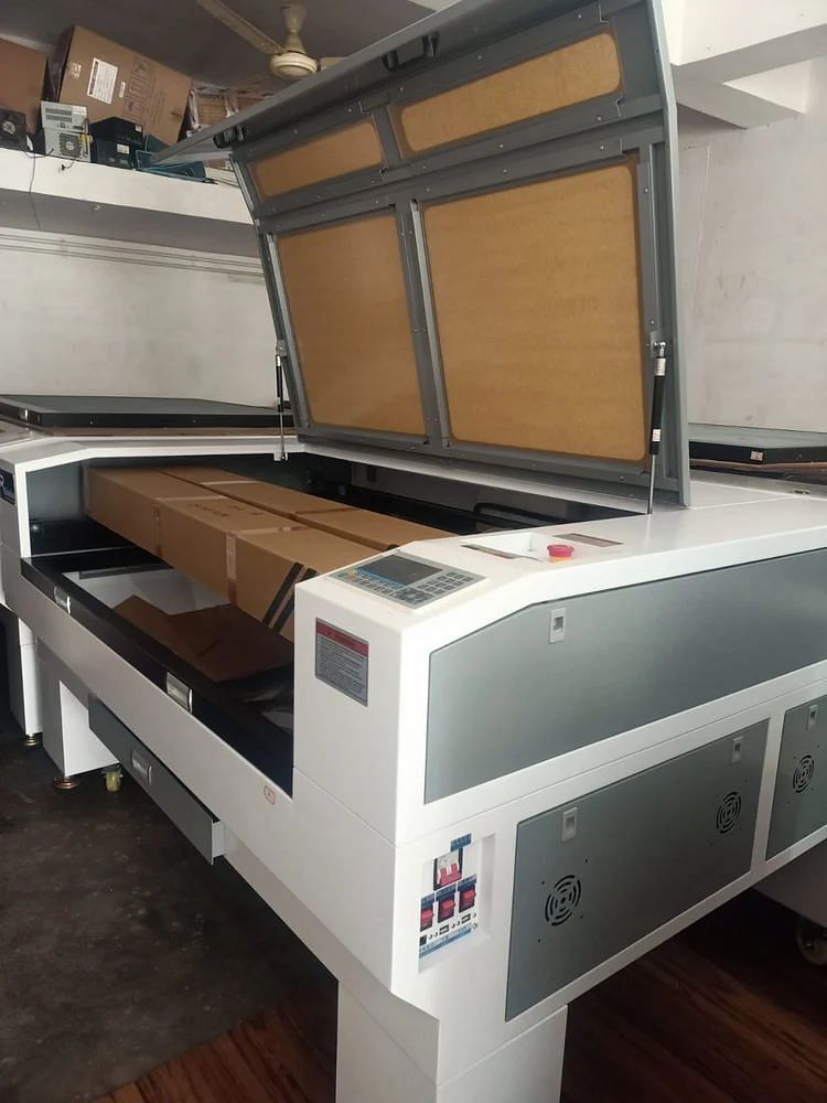 MDF Laser Cutting Machine