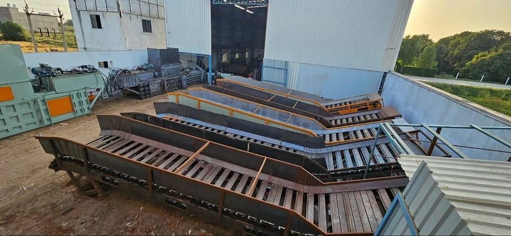 Metal inclient Belt Conveyor