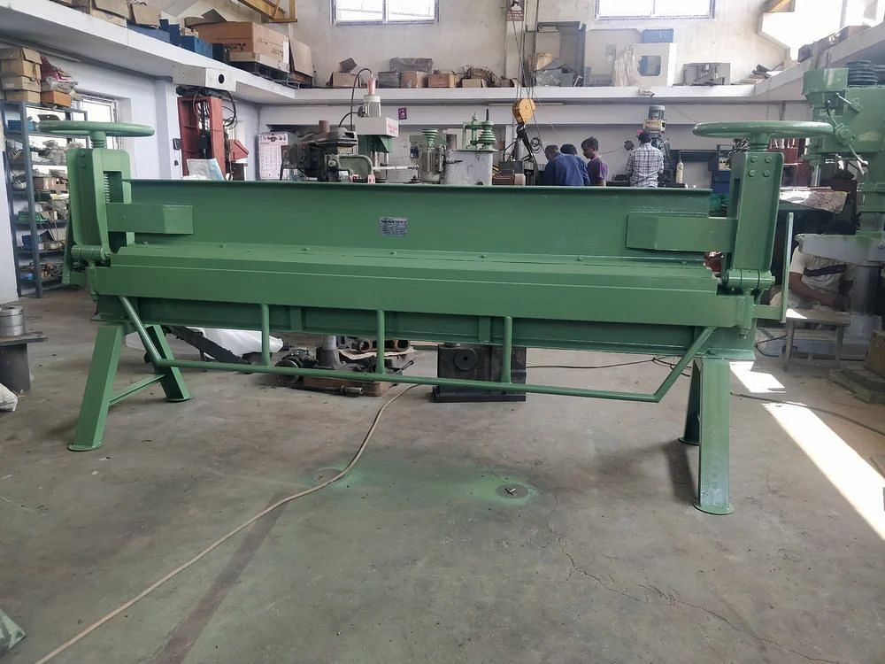 Mild Steel Metal Sheet Bending Machine, Automation Grade: Manual