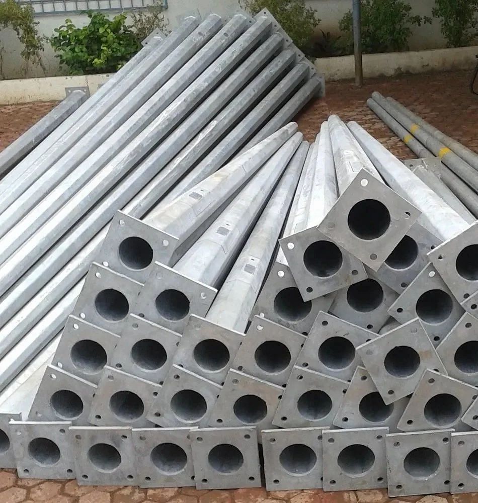 Mild Steel (MS) Single-Arm 3 M Octagonal Pole, For Street