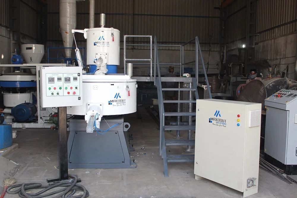 Mild Steel PVC Compounding Mixer, For Industrial, Capacity: 150 kg/Hr