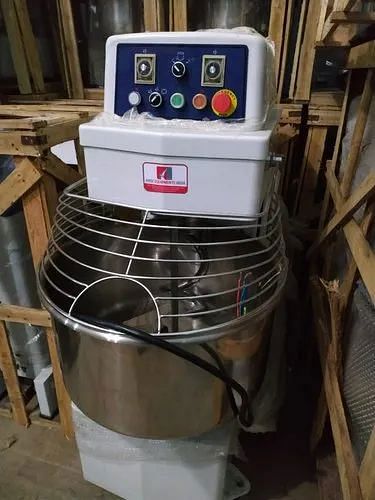 Mild Steel Spiral Dough Mixer 80 Ltrs