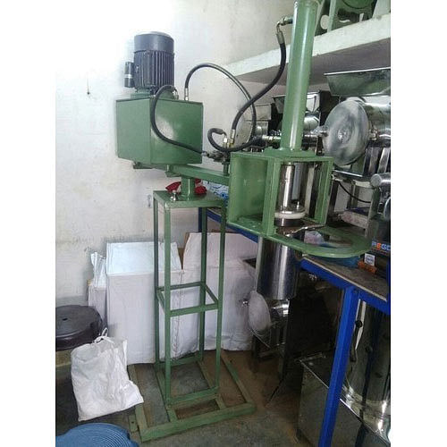 Mild Steel Top Loading Commercial Sevai Machine, Capacity: 12 - 16 Kg/h