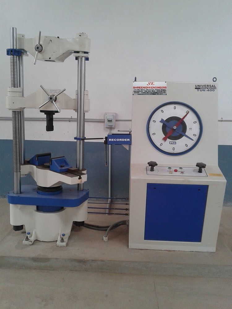 Mild Steel Universal Testing Machine, Capacity: 1T, Size: 3