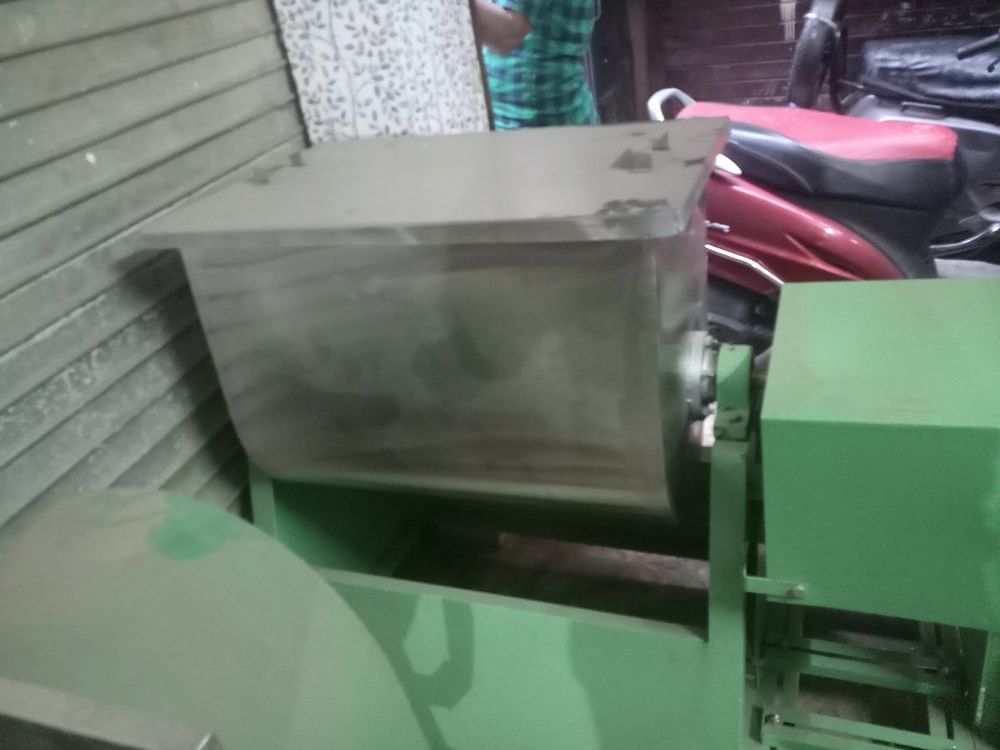 Mixing Machine, Capacity: 10 Kg