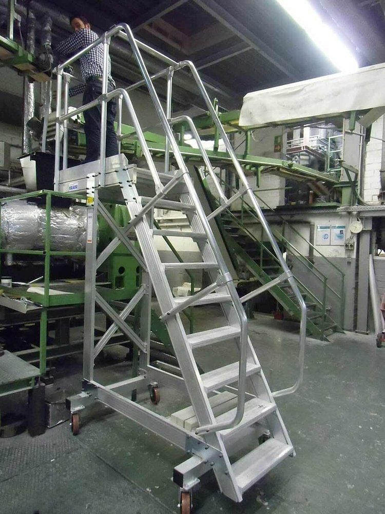 Mobile Maintenance Platform Ladder, For Industrial